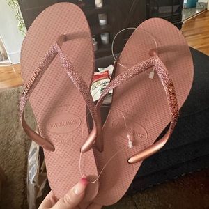 Ladies Havaiana flip flops